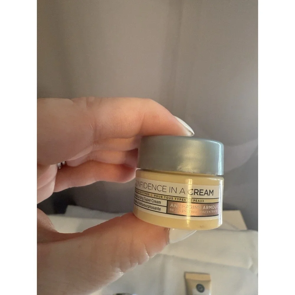 IT Cosmetics Confidence In A Cream Cleanser Eye Cream Gel Cream Retinol Bundle